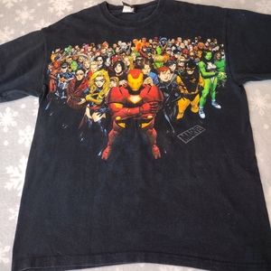 Marvel Universe Mad Engine Heroes Group Graphic T-Shirt 2000s Men's M. In very g
